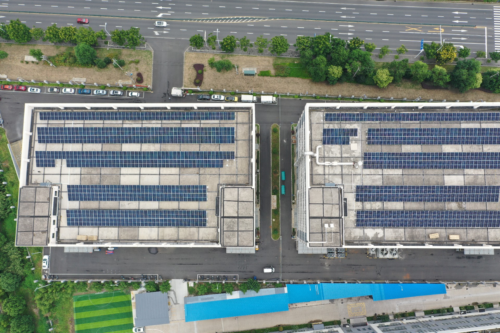 Changzhou Honghui Accelerator Industrial Park 421.3kWp distributed photovoltaic project connected to the grid